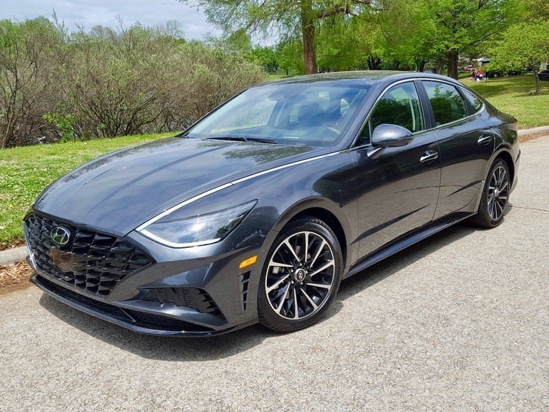 Toyota Camry / Hyundai Sonata